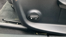 Jaguar XF 2.0d [180] R-Sport 4dr Auto Diesel Saloon